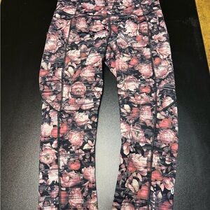 Lululemon Wunder Under Hi-Rise Tight
*Nulux
Peony Multi